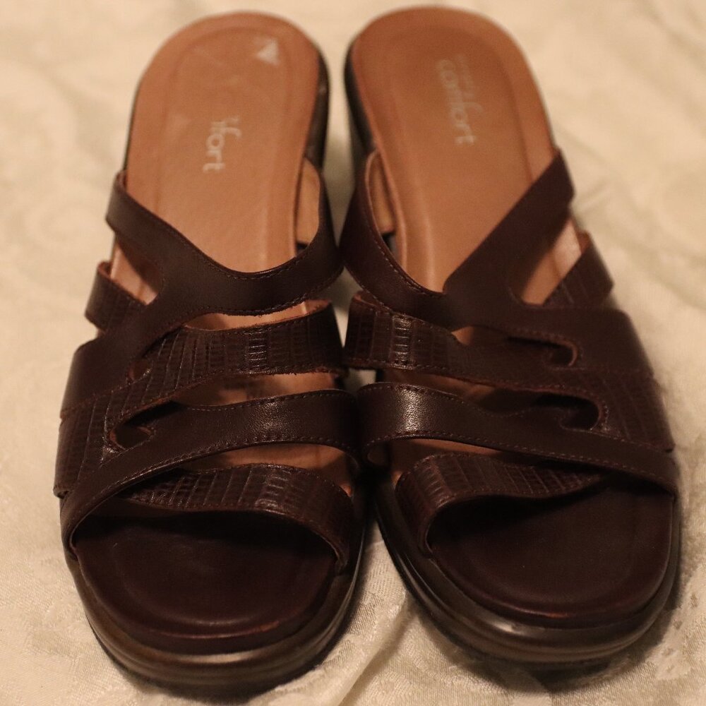 Strictly Comfort brown wedge sandal size 7